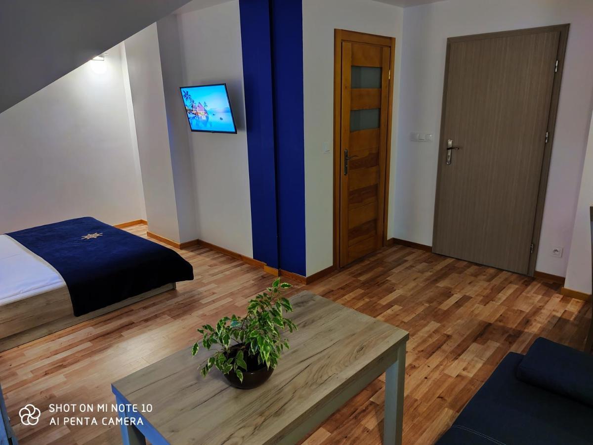 Pokoje Goscinne Pod Kasztanami Łeba Kültér fotó